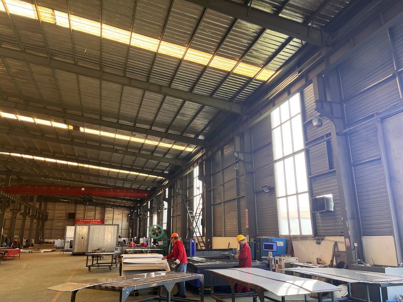 Zhejiang Huier Coating Environmental Protection Equipment Co., Ltd ligne de production du fabricant